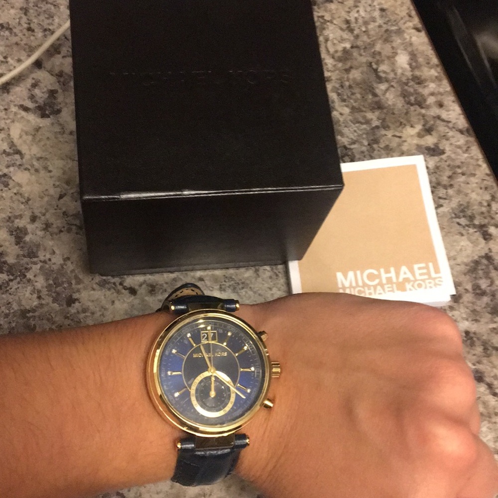 MICHAEL KORS WATCH